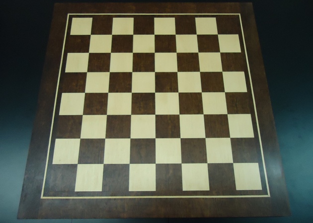 Assistente de aberturas de xadrez entre plataformas usado por 60.000  jogadores de xadrez e integrado em Delphi