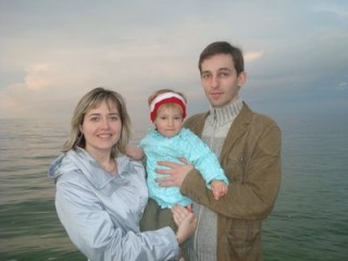 Grischuk-wife-and-daughter_c7f58f2e52e395370c1dbd339af454cb