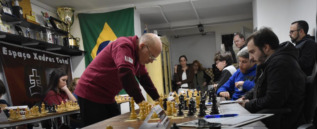 Clube de Engenharia recebe Mequinho e retoma a tradição dos jogos de xadrez  - Clube de Engenharia